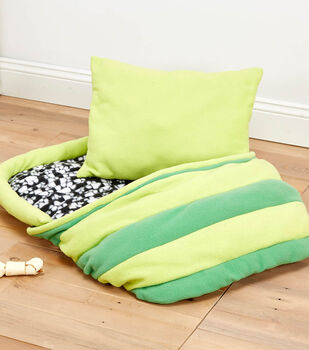 How To Make A "Slipper" Dog Bed with Removeable Top