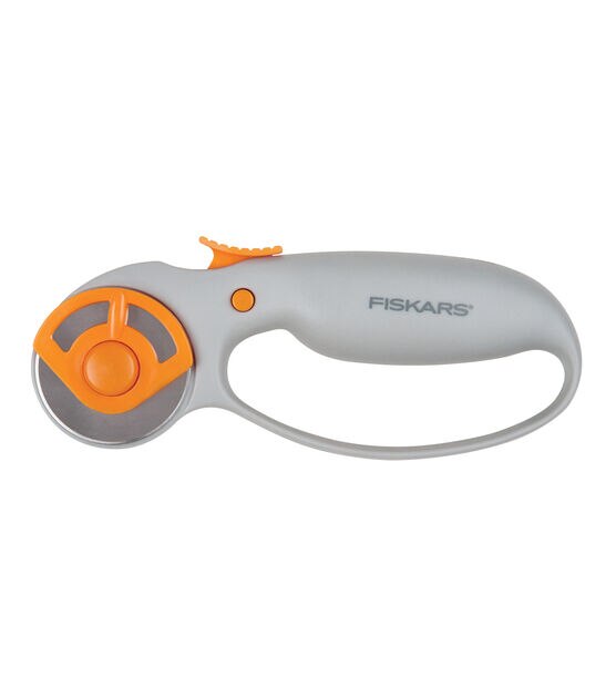 Fiskars 45mm Comfort Stick Rotary Cutter for Fabric - Titanium Rotary  Cutter Blade - Craft Supplies - Crafts, Sewing, and Quilting Projects 