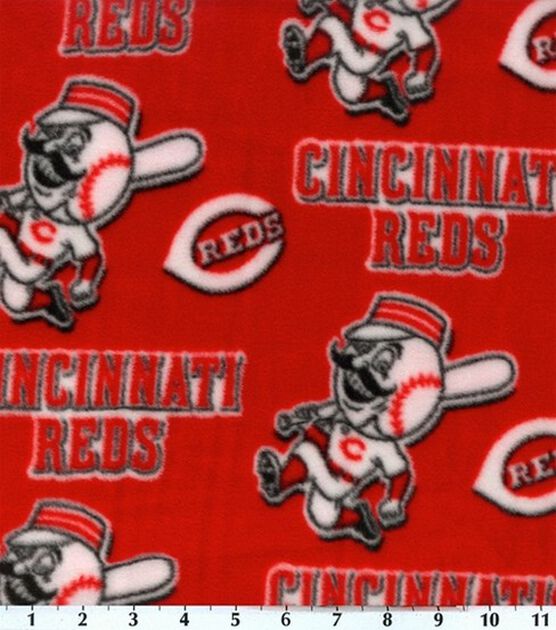 Fabric Traditions Cincinnati Reds Fleece Fabric Logo