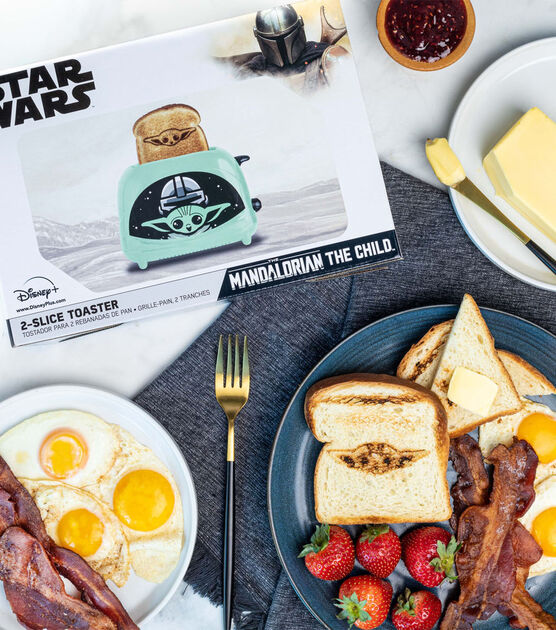 Uncanny Brands Star Wars The Mandalorian The Child 2-Slice Toaster, , hi-res, image 5