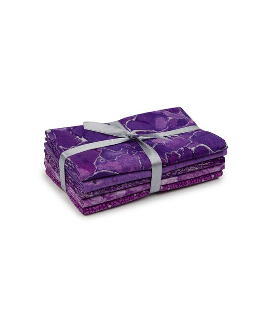 18" x 21" Purple Cotton Fabric Quarters 5ct
