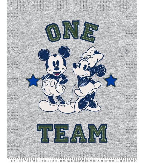 Disney No Sew Fleece Mickey Minnie One Team