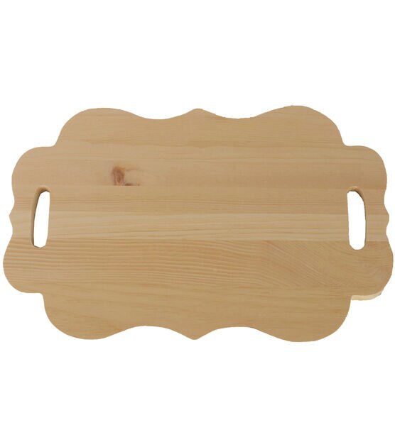 Walnut Hollow Serving Board with Scalloped Edge
