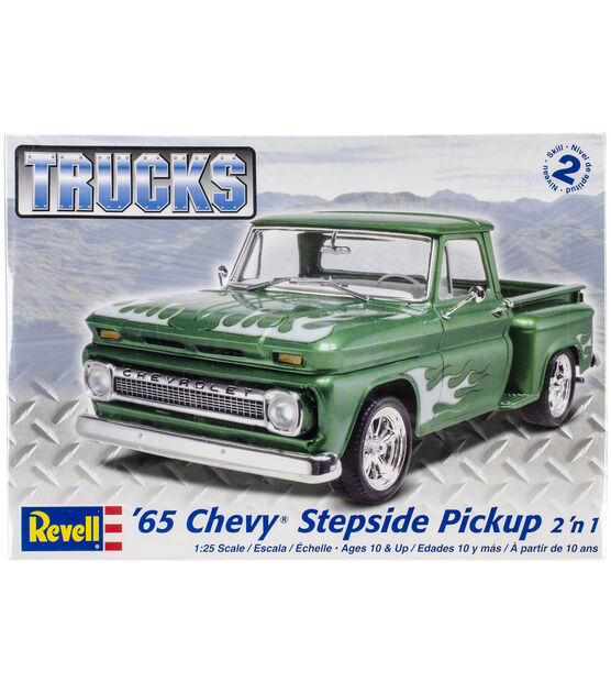 Plastic Model Kit '65 Chevy Stepside Pickup 2 In 1 1:25