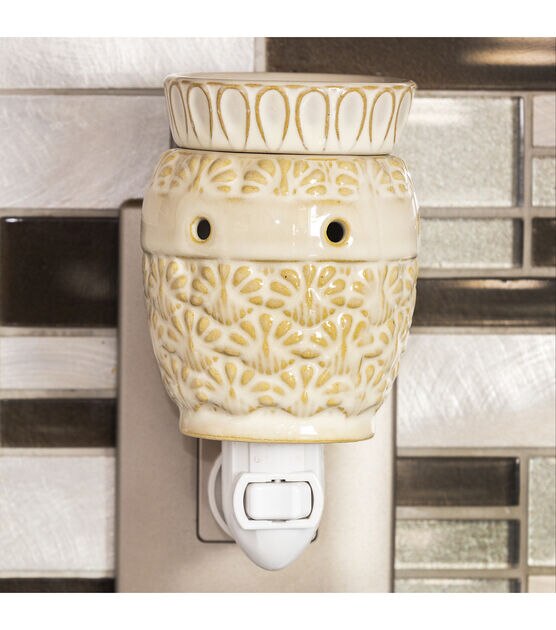 15 Watt White Ceramic Pineapple Plug In by Hudson 43, , hi-res, image 6