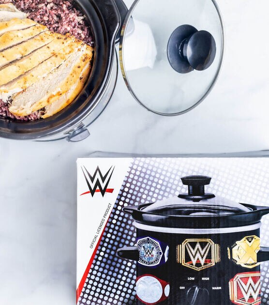Uncanny Brands WWE Championship Belt 2 QT Slow Cooker, , hi-res, image 4