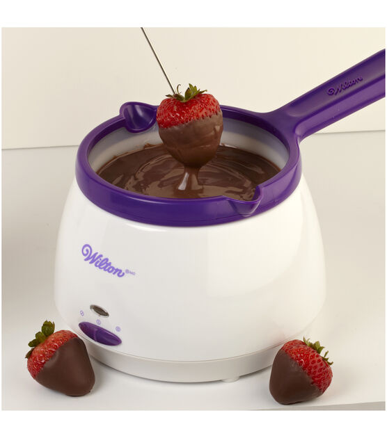 Wilton Chocolate Melting Pot Wilton candy melts are great for adding decoration and colour to your homemande treats. wilton candy melts candy melting pot