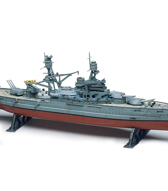 Revell - USS Arizona Battleship Plastic Model Kit
