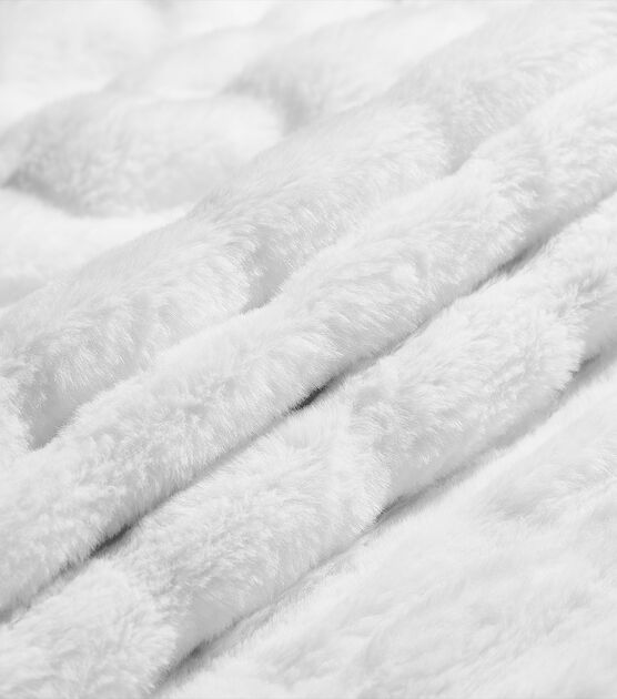 Ruched Fur White Fleece Fabric, , hi-res, image 2
