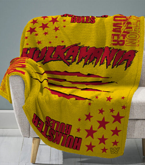 Uncanny Brands WWE Hulk Hogan 60” x 80” Plush Blanket, , hi-res, image 2
