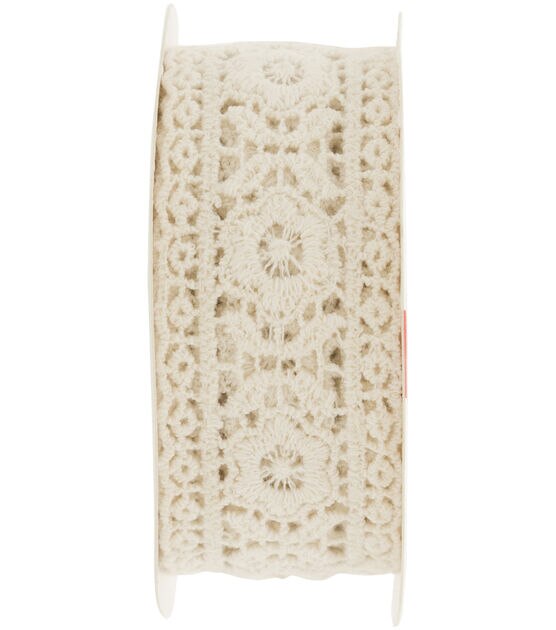 Wrights Delicate Floral Lace Trim 1.25''x3' Oatmeal