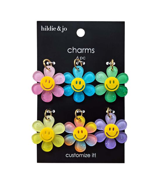 6ct Smiley Flower Charms by hildie & jo