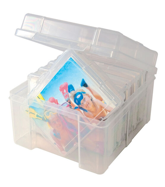 Storage Studios 8" x 7.5" Clear Photo Keeper With 6 Cases
