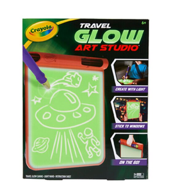 Crayola 8.5 x 10 Travel Glow in the Dark Art Studio