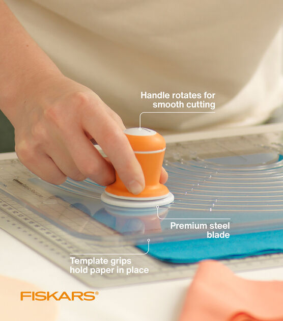 FISKARS Circle Cutter Cuts Perfect Circles 2 Blades sewing paper