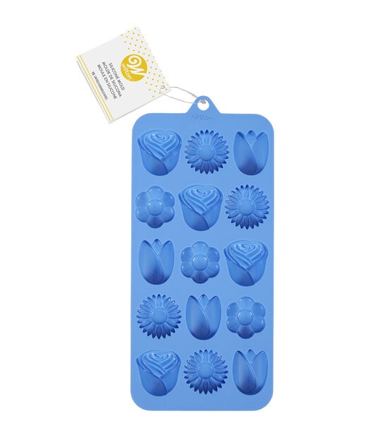 Featured image of post Wilton Rose Silicone Mold Exceptional baking performance for your favorite recipes freezer refrigerator oven microwave and dishwasher safe