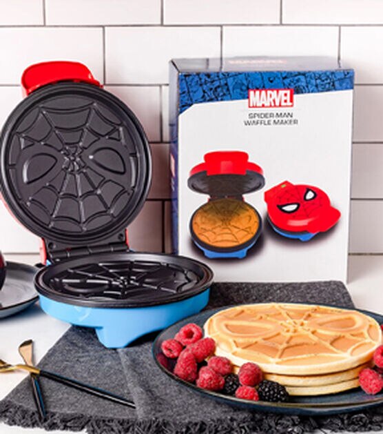Uncanny Brands Marvel Spiderman Waffle Maker, , hi-res, image 6