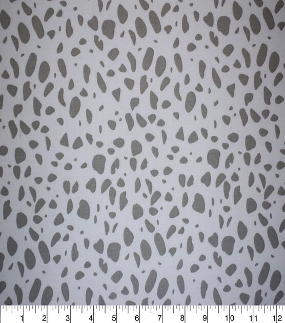 Gray Varying Dots on White Quilt Cotton Fabric by Quilter's Showcase