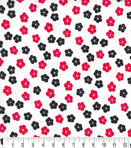 Red & Black Ditsy Daisies Quilt Cotton Fabric by Quilter's Showcase