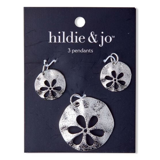 3ct Silver Metal Flower Cutout Pendants by hildie & jo