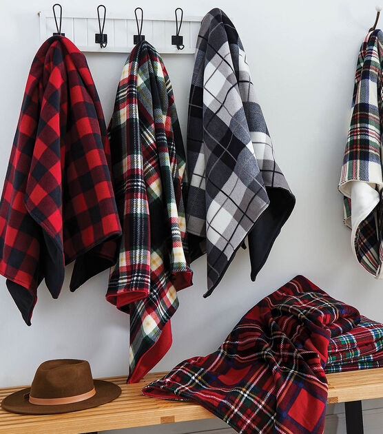 Holiday Fleece Plaid Blankets