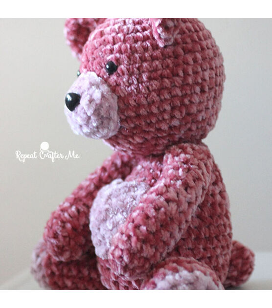 Bernat Velvet Valentine Crochet Bear, image 4