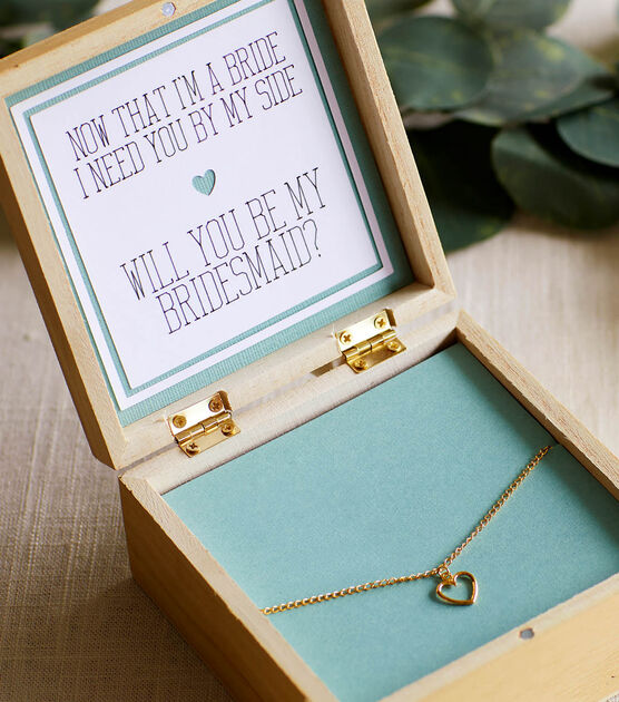 Bridesmaid Proposal Jewelry Box and Necklace