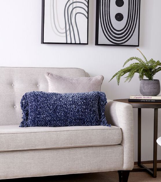 Bernat Diagonal Basketweave Knit Stitch Pillow, image 2