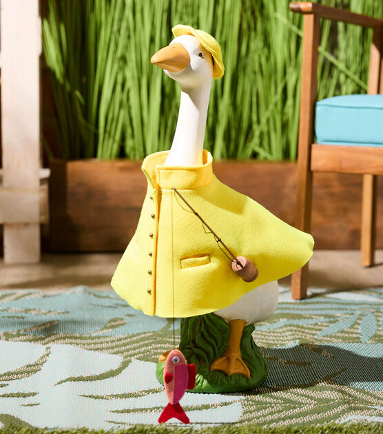 Fisherman Porch Goose