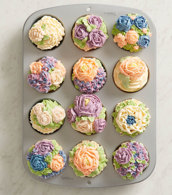 Floral Cupcakes and Holder