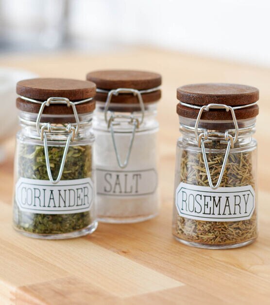 How to make custom spice jars with Cricut