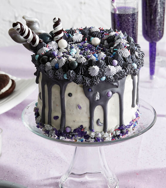 Black and White Lolly Pop Cake