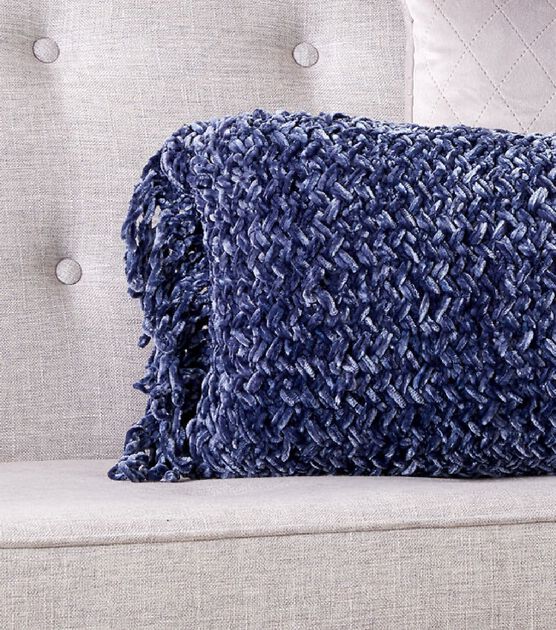 Bernat Diagonal Basketweave Knit Stitch Pillow, image 3
