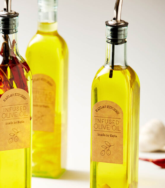How To Make Personalised Olive Oil Bottles (With Cricut Joy