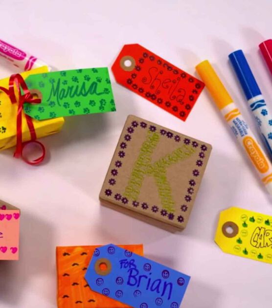 Using Crayola Ultra Clean Washable Stamper Markers Video, image 1