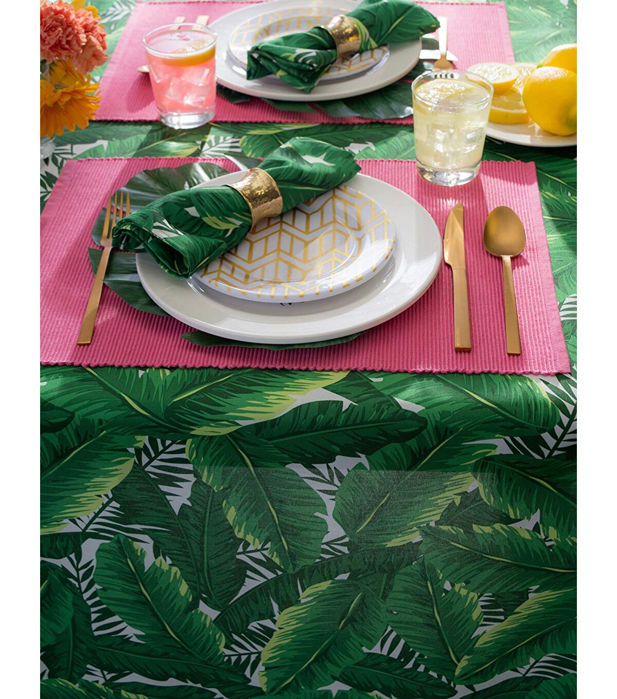 Design Imports Banana Leaf Outdoor Tablecloth 84