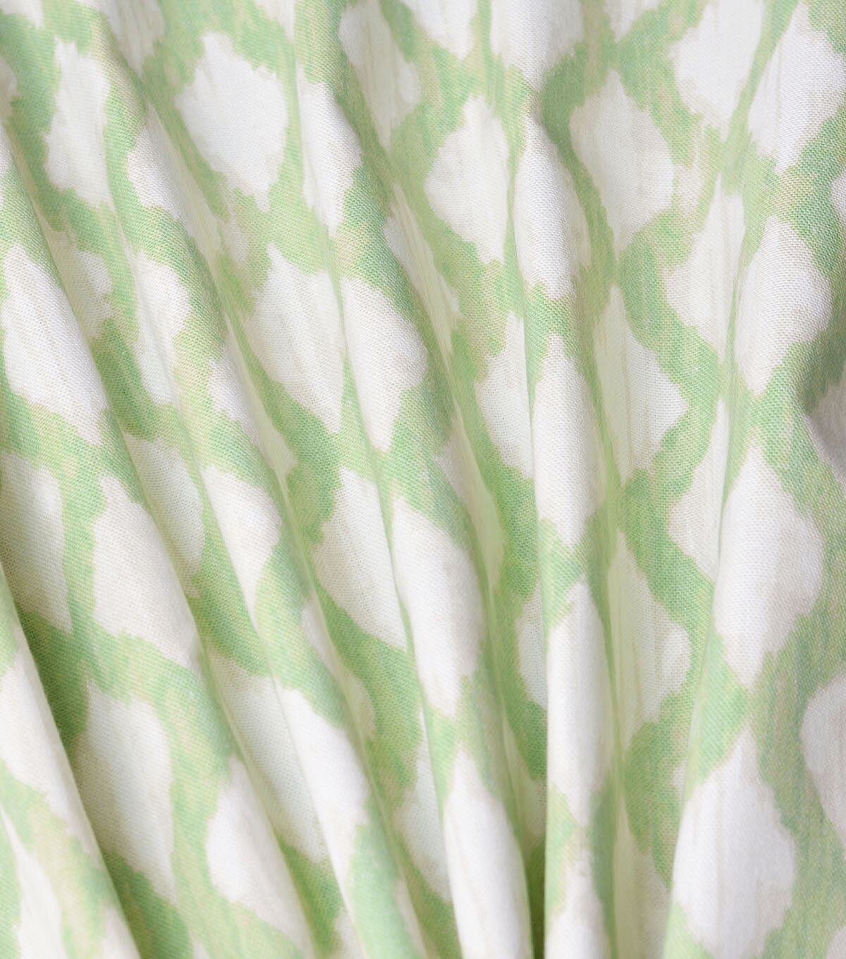 Kelly Ripa Home Upholstery Décor Fabric Floating Trellis Reed | JOANN