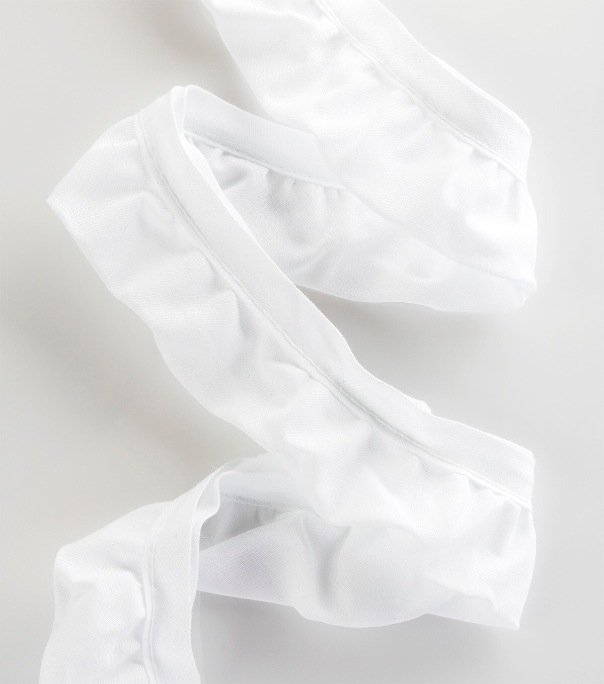 Simplicity Quilt Binding Ruffled Trim 2''-White | JOANN