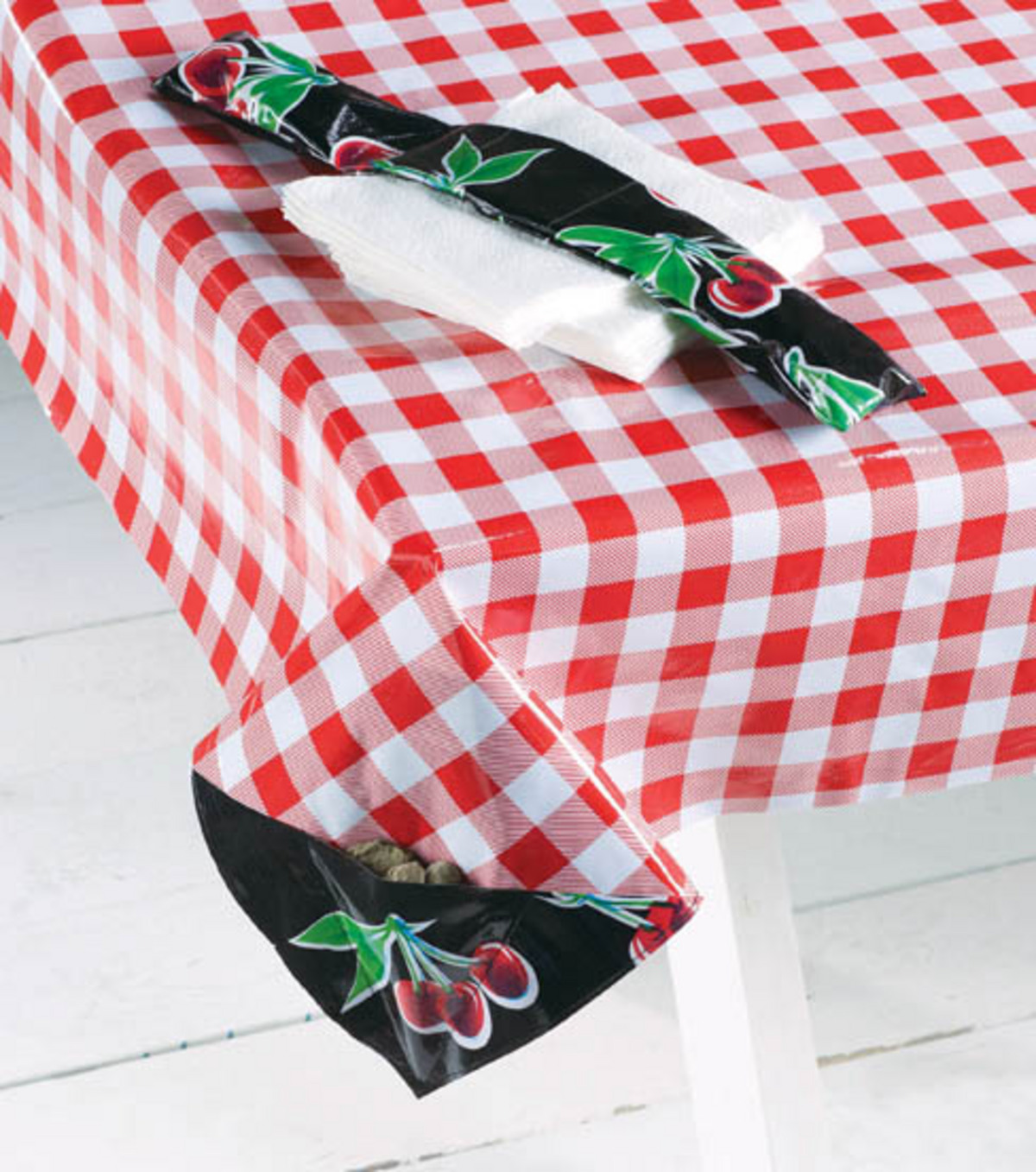 Oil Cloth Picnic Table And Napkin Weight Joann
