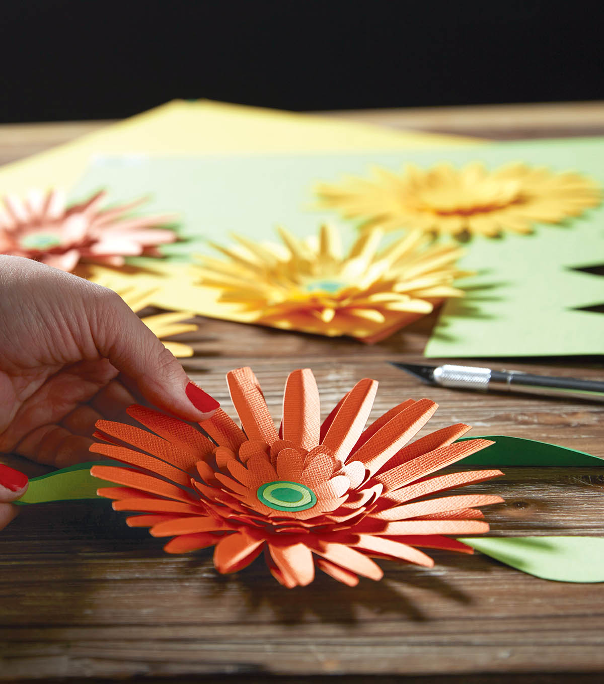 how to make gerbera daisy paper flowers joann paper flower daisy