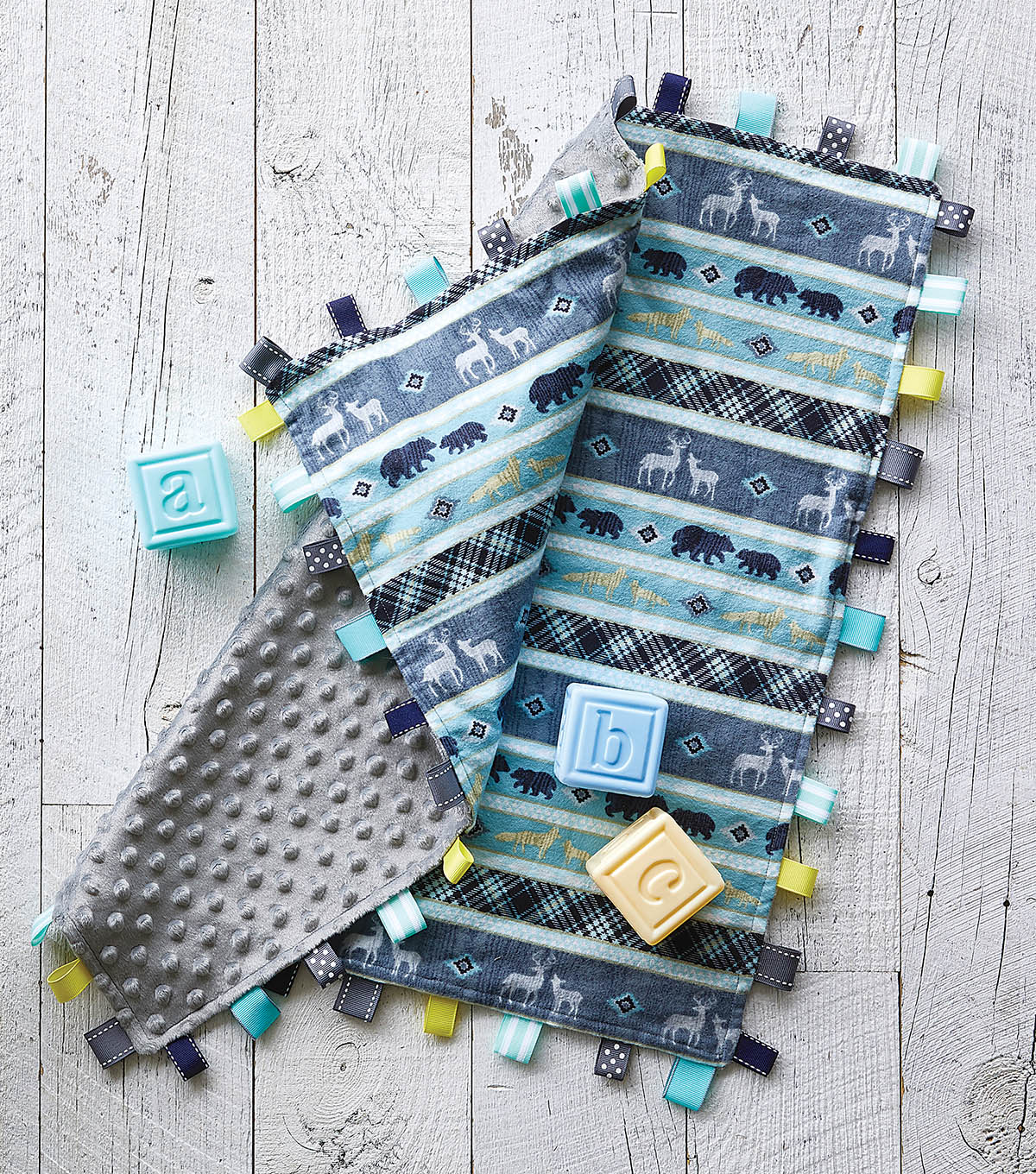 Cute ! Taggy Comforter In Bright Star Fabric Handmade Tag Blanket