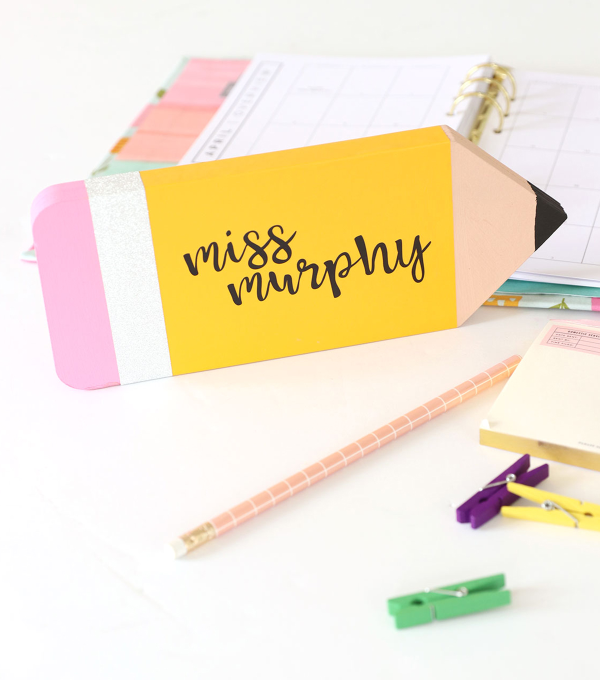 How To Make Personalized Pencil Desk Décor Joann